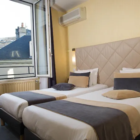 Continental Hotel 3*