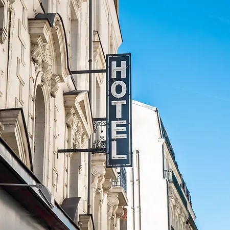 Continental Hotel 3*