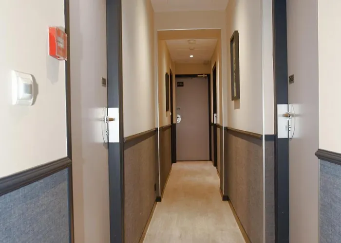 كونتيننتال 3*