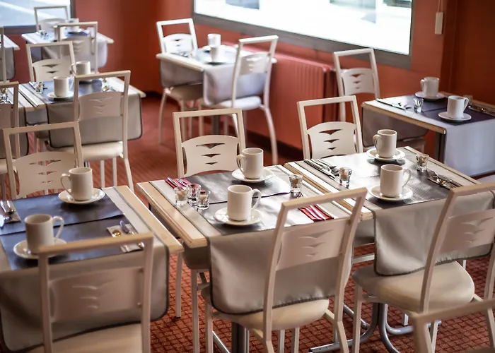 كونتيننتال 3*